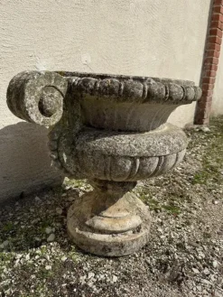 Pamono Medici Stone Planters, Set of 2><noscript><img width=