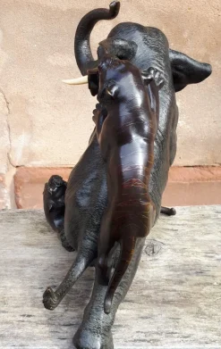 Pamono Meiji Okimono Bronze Sculpture of an Elephant Attacked by Tigers, Japan, 1890s><noscript><img width=