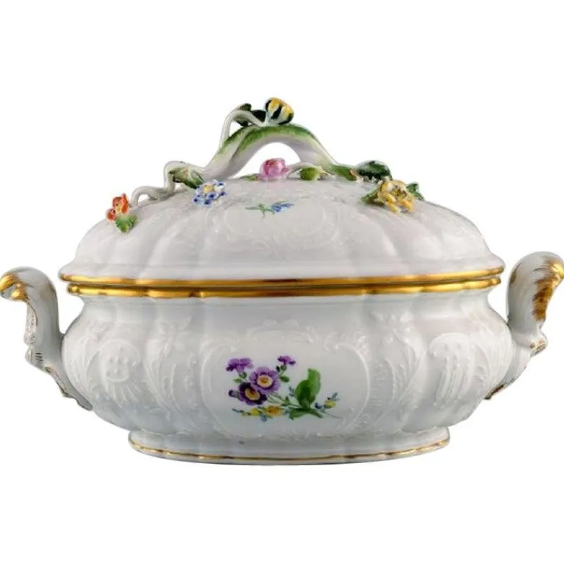 Pamono Meissen Porcelain Lidded Tureen With Hand-Painted Flowers and Gold Edge