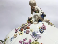 Best Pamono Meissen Porcelain Soup Bowl with Flower Decor, 1755