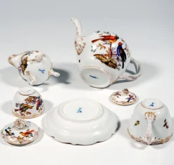Outlet Pamono Meissen Tea Service with Bird and Insect Painting and Gold, Germany, 1820, Set of 6