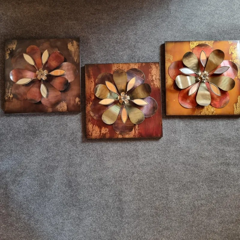 Pamono Metal Wall Flowers, 1980s, Set of 3> Wall Decor
