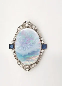 Pamono Mid-Century 18 Karat White Gold Brooch with Multicolored Opal, Diamonds and Sapphires, Italy, 1950s> Brooches