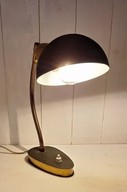 New Pamono Mid-Century Adjustable Desk Lamp with Brass Flex Arm and Black Lacquered Metal Reflector, 1960s