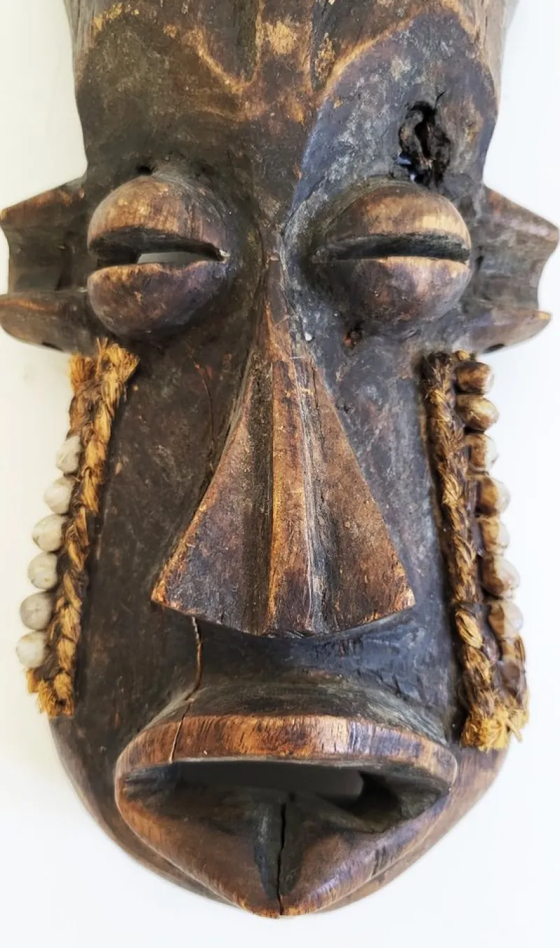 Hot Pamono Mid-Century African Mask, 1950s