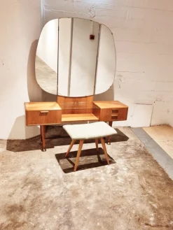 Pamono Mid-Century Art Deco Style Walnut & Brass Dressing Table by A.A. Patijn for Zijlstra Joure><noscript><img width=