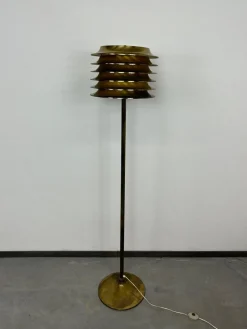 Pamono Mid-Century Brass Floor Lamp attributed to Kari Ruokonen for Lynx, Finland, 1950s> Floor Lamps
