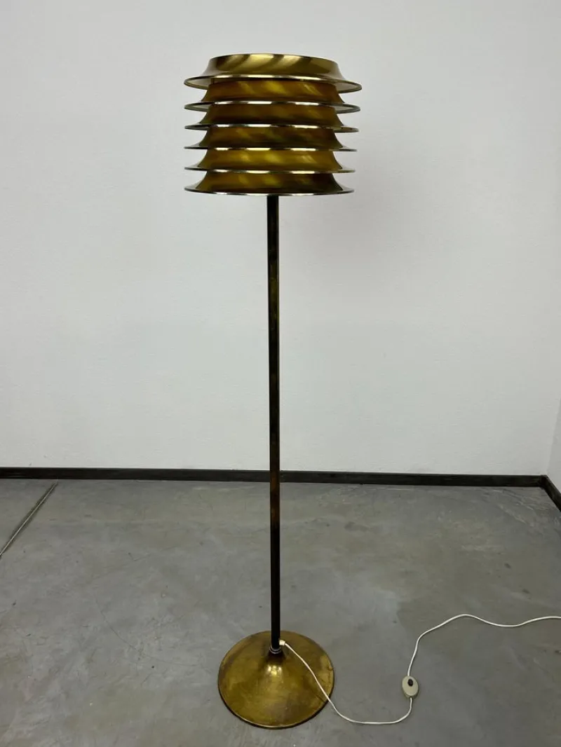 Pamono Mid-Century Brass Floor Lamp attributed to Kari Ruokonen for Lynx, Finland, 1950s> Floor Lamps