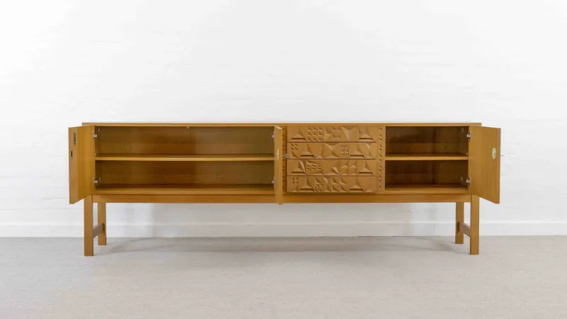 Pamono Mid-Century Brutalist Sideboard in Oak, 1970s> Sideboards & Buffets
