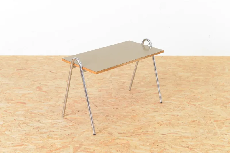 Pamono Mid-Century Children's Desk> Children's Tables