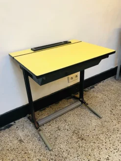 Pamono Mid-Century Childrens Desk, 1950s