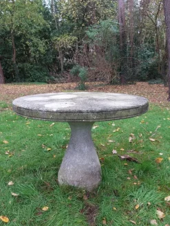 Pamono Mid-Century Concrete Garden Table in the Style of Mangiarotti & Up & Up><noscript><img width=