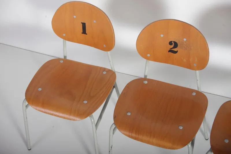 Pamono Mid-Century Czechoslovakian Kids School Chairs, Set of 4, 1970s> Children's Chairs