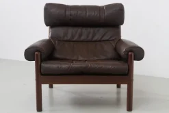 Sale Pamono Mid-Century Danish Leather Lounge Chair in the style of Norell, 1960s