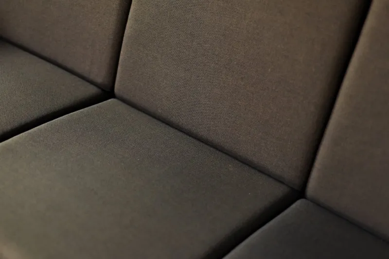 Pamono Mid-Century Danish Modern Brown 3-Seater Sofa by Folke Ohlsson for Fritz Hansen, 1960s> Couches & Sofas