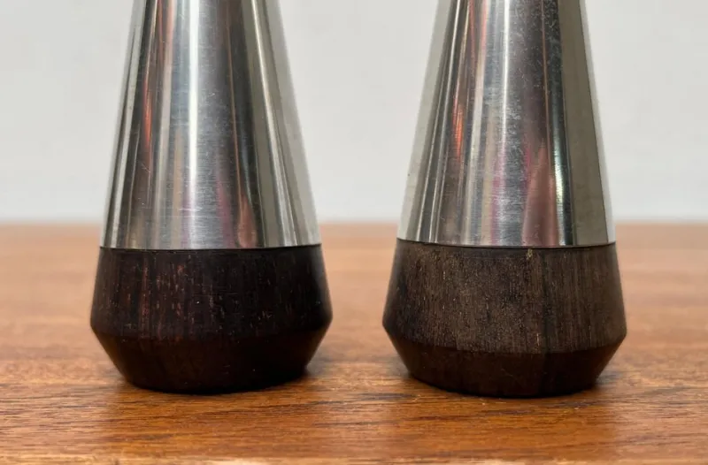 Pamono Mid-Century Danish Pepper and Salt Shakers from A&B Lundtofte, 1960s, Set of 2> Salt & Pepper Shakers