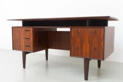 Sale Pamono Mid-Century Danish Rosewood Freestanding Desk with Floating Top, 1960s