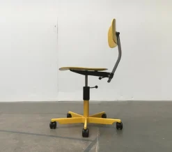 Sale Pamono Mid-Century Danish Swivel Architects Office Chair by Jørgen Rasmussen for Kevi