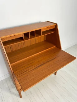 Pamono Mid-Century Danish Teak Secretary from Dyrlund, 1960s><noscript><img width=
