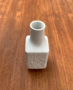 Pamono Mid-Century German Brutalist Porcelain Vase from Wunsiedel Bavaria Porzellan, 1960s><noscript><img width=