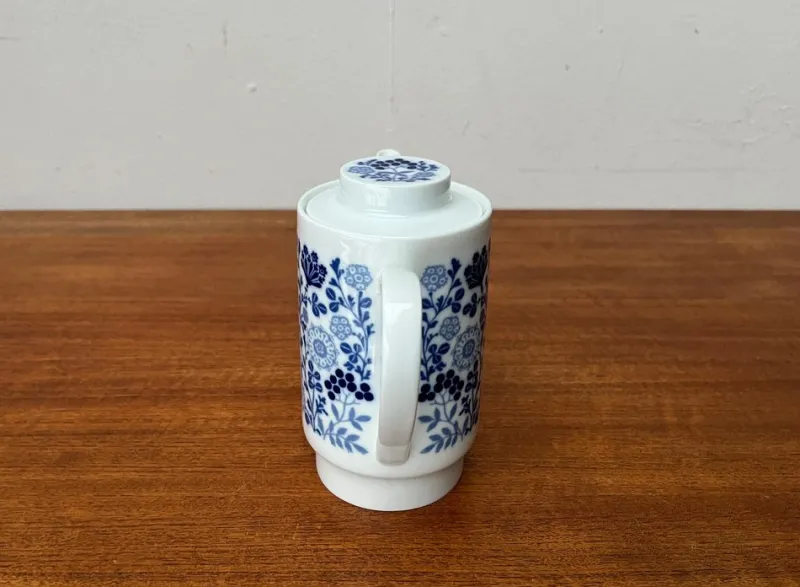 Pamono Mid-Century German Ceramic Tea or Coffee Pot Series Hamburg Form 20 Decor Blumenspiel by Lieselotte Kantner for Melitta, 1960s> Dinnerware Accessories