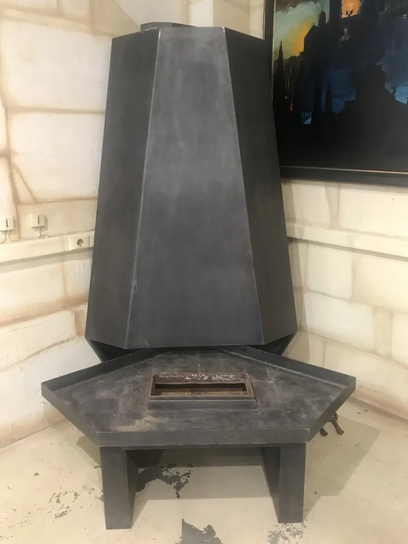 Hot Pamono Mid-Century Hotel Corner Fireplace attributed to Charlotte Perriand, 1969