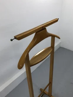 Pamono Mid-Century Italian Beech and Brass Suit Rack from Fratelli Reguitti, 1950s
