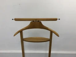 Pamono Mid-Century Italian Beech and Brass Suit Rack from Fratelli Reguitti, 1950s