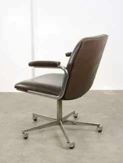 Pamono Mid-Century Italian Brown Leather Swivel Chair> Office Chairs