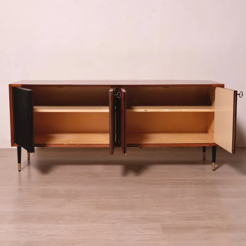 Pamono Mid-Century Italian Credenza, 1950s> Sideboards & Buffets
