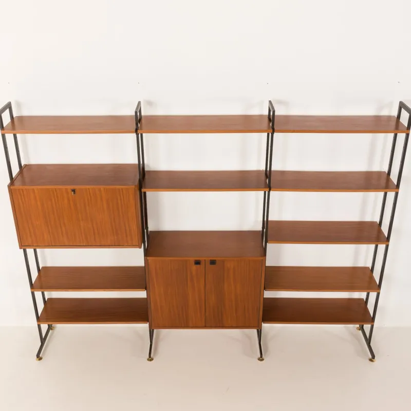 Pamono Mid-Century Italian Free-Standing 3-Bay Wall Unit in Teak, 1970s> Shelves & Wall Units