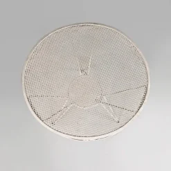 Pamono Mid-Century Italian Modern White Iron Round Garden Table with Flower Decor, 1960><noscript><img width=