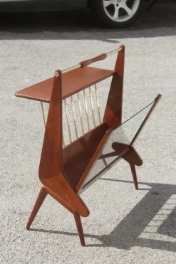 Pamono Mid-Century Italian Modern Geometric Wood & Brass Magazine Rack, 1950s><noscript><img width=