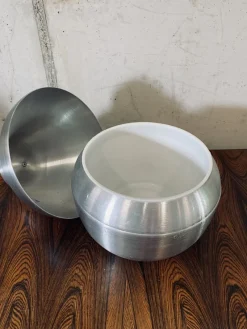 Pamono Mid-Century Italian Pear Ice Bucket in Aluminum