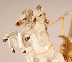 Pamono Mid-Century Italian Porcelain Sculpture of Diana the Huntress by Cesare Villari for Capodimonte><noscript><img width=