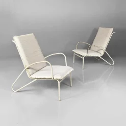 Hot Pamono Mid-Century Italian White and Azure Iron Outdoor Lounge Chairs, 1960s, Set of 2