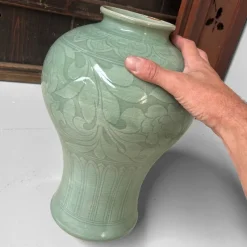 Pamono Mid-Century Japanese Celadon Glazed Vase, 1950s-1970s><noscript><img width=