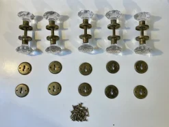 Sale Pamono Mid-Century Lounge Door Knobs in Brass and Glass by Verrina Sweden, 1970s, Set of 5