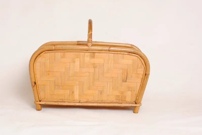Pamono Mid-Century Modern Bamboo and Rattan and Oak Magazine Rack, 1950s> Magazine Racks