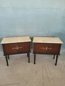 Pamono Midcentury Modern Bedside Tables with Marble Top, Set of 2> Nightstands