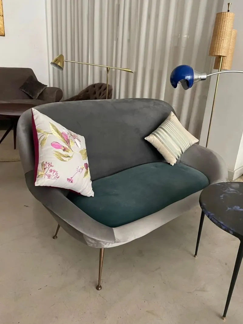 Discount Pamono Mid-Century Modern Bicolor Sofa from Isa Bergamo, Italy, 1950s