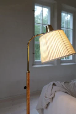 Pamono Mid-Century Modern Brass and Brown Leather Floor Lamp from Falkenbergs Belysning, Sweden, 1960s><noscript><img width=