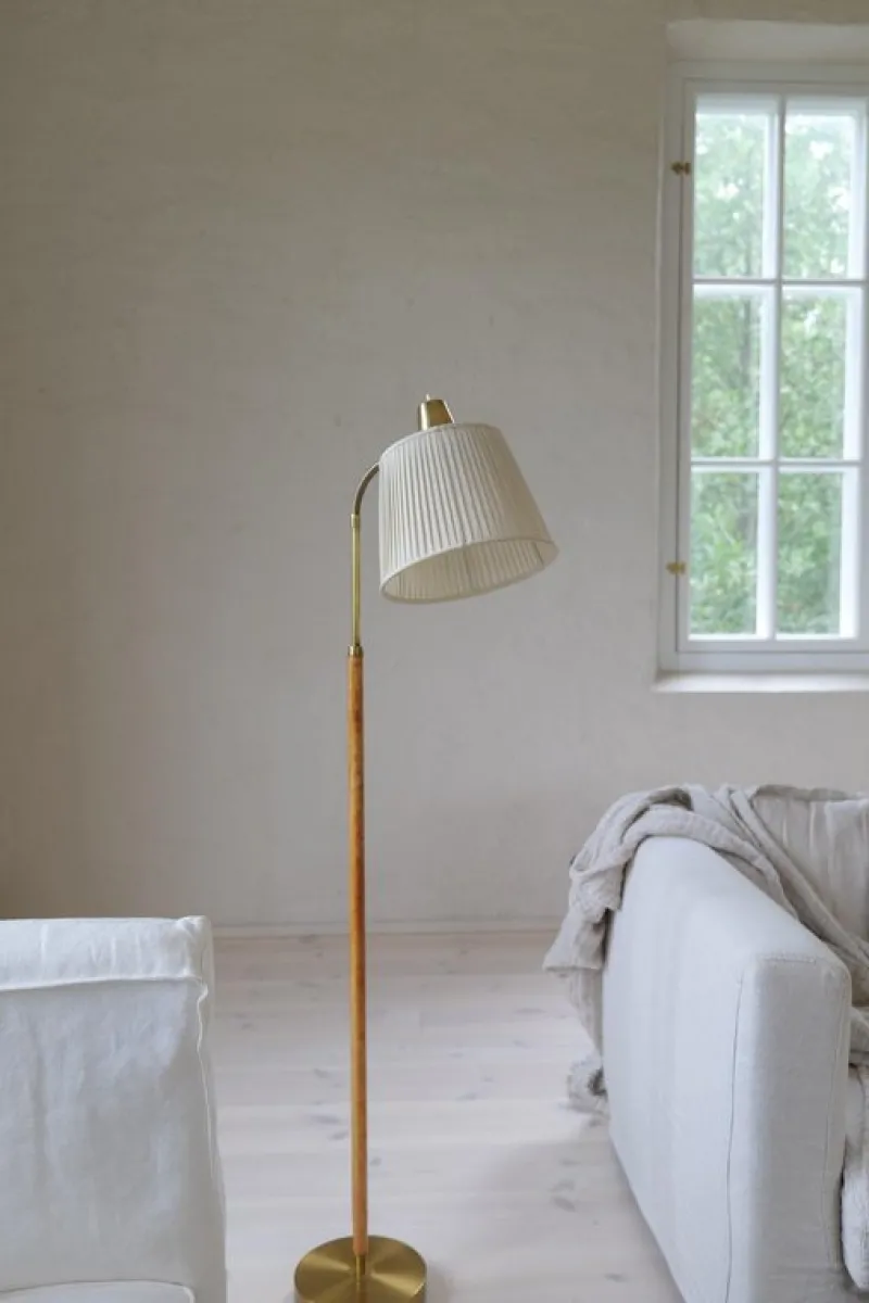 Pamono Mid-Century Modern Brass and Brown Leather Floor Lamp from Falkenbergs Belysning, Sweden, 1960s> Floor Lamps