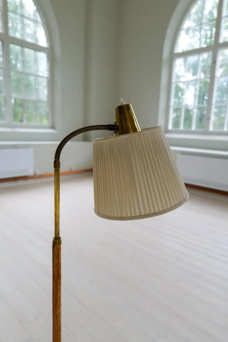 Pamono Mid-Century Modern Brass and Brown Leather Floor Lamp from Falkenbergs Belysning, Sweden, 1960s> Floor Lamps