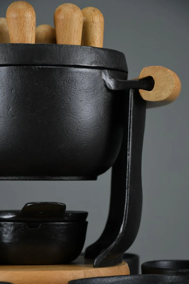 Pamono Mid-Century Modern Cast Iron and Wood Fondue Set by Richard Nissen for Bodum, 1960s, Set of 18> Dinnerware Accessories
