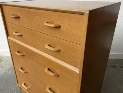 Pamono Mid-Century Modern Chest of Drawers in Oak from G-Plan, 1950s><noscript><img width=