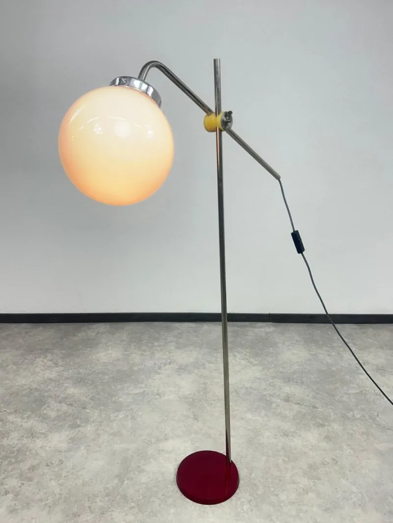 Pamono Mid-Century Modern Chrome Floor Lamps, 1950s, Set of 2> Floor Lamps