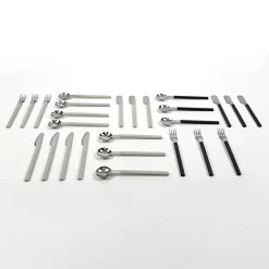 Pamono Mid-Century Modern Concorde Cutlery Set by Raymond Loewy for Air France, Set of 26> Cutlery & Serving Utensils