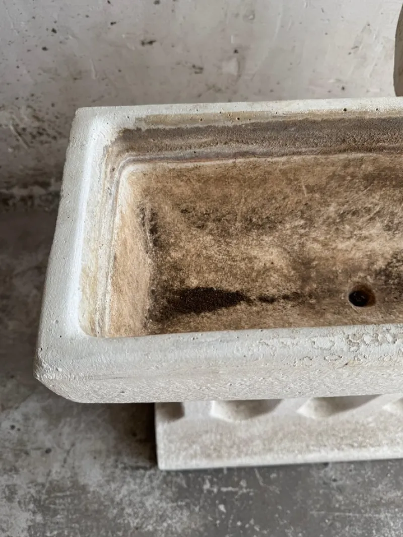 Pamono Mid-Century Modern Concrete Planters, 1960s, Set of 2> Planters And Jardiniere