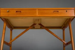 Pamono Mid-Century Modern Danish Teak Desk by Arne Wahl Iversen, 1960s><noscript><img width=